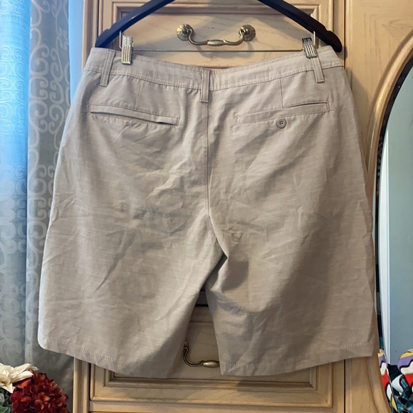 Hang Ten Hybrid Shorts - Picture 9 of 11